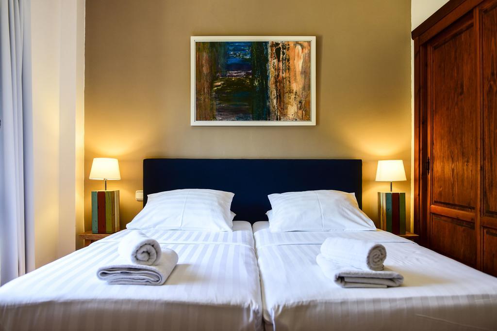 La Perla De Frigiliana Bed & Breakfast Deluxe Екстериор снимка