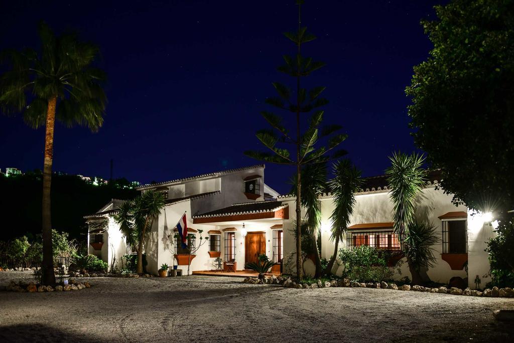 La Perla De Frigiliana Bed & Breakfast Deluxe Екстериор снимка